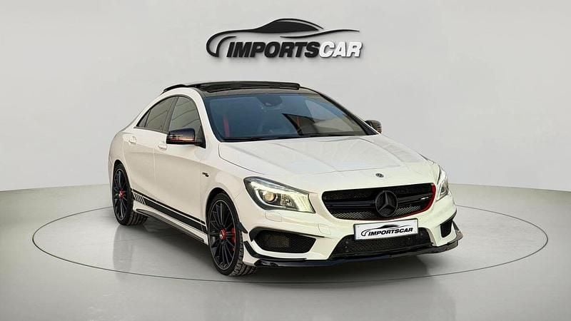 Branco Usado 2014 Mercedes CLA45 AMG AMG Sedan | € 31.900 (Preço justo) - Imagem 1/4