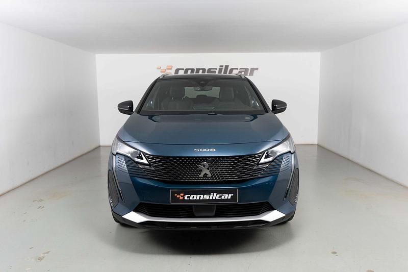 Usado Peugeot 5008 GT 145 HP (106 kW) 2024 Azul SUV