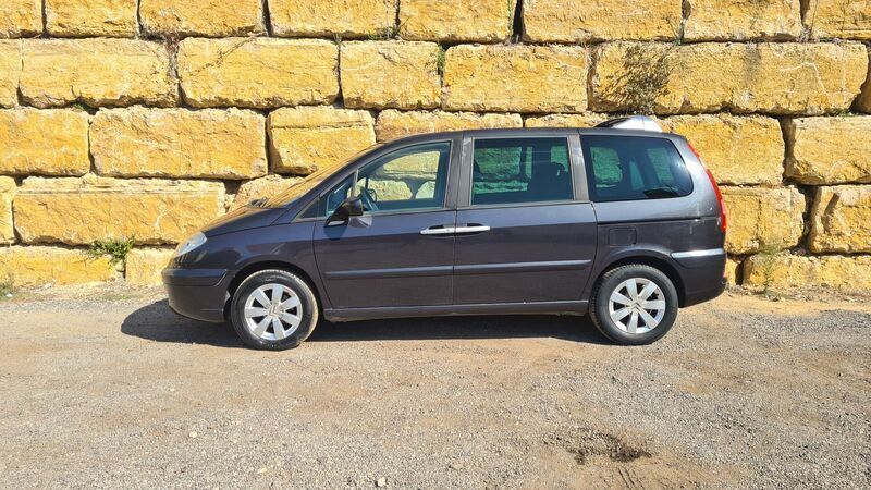 Usado Citroën C8 109 HP (80 kW) 2006 Cinza Monovolume
