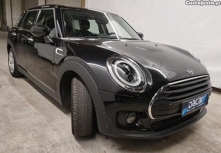 Preto Usado 2021 Mini One D Clubman Carrinha | € 20.599 (Preço justo) - Imagem 1/1