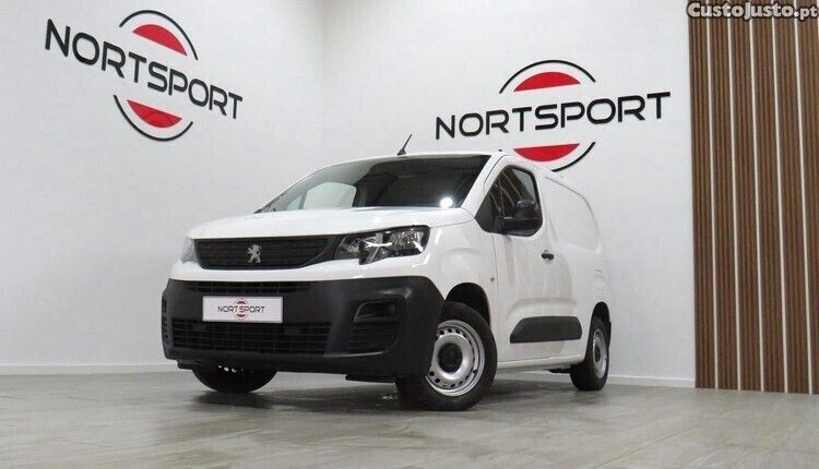 Branco Usado 2019 Peugeot Partner Monovolume | € 15.900 (Preço elevado) - Imagem 1/1