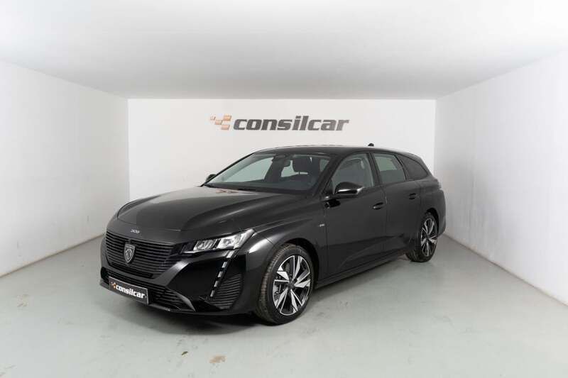 Preto Usado 2022 Peugeot 308 Active Carrinha | € 25.980 (Preço justo) - Imagem 1/4