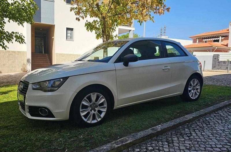 Usado Audi A1 86 HP (63 kW) 2012 Branco Citadino