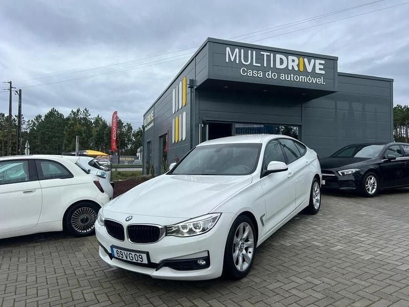 Branco Usado 2013 BMW 318 Gran Turismo Luxury Line SUV | € 15.999 - Imagem 1/4