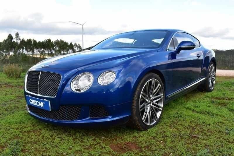 Azul Usado 2015 Bentley Continental GT Coupé | € 179.999 - Imagem 1/4