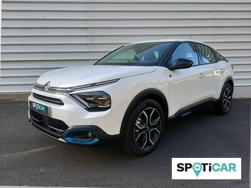 Branco Usado 2021 Citroën e-C4 Feel Sedan | € 27.950 - Imagem 1/4