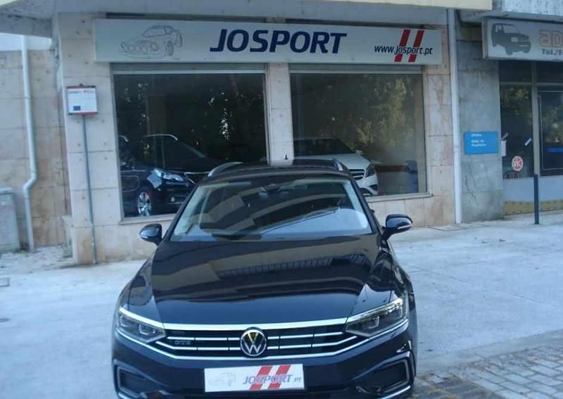 Preto Usado 2023 VW Passat Carrinha | € 28.500 - Imagem 1/4