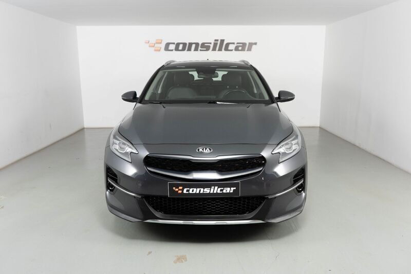 Cinza Usado 2022 Kia XCeed SUV | € 21.980 (Preço justo) - Imagem 1/4