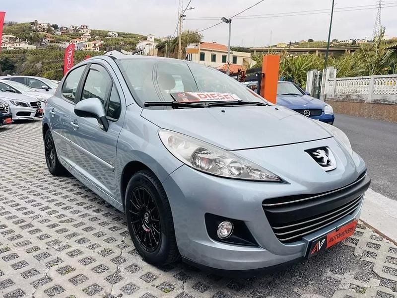 Usado Peugeot 207 90 HP (66 kW) 2010 Azul