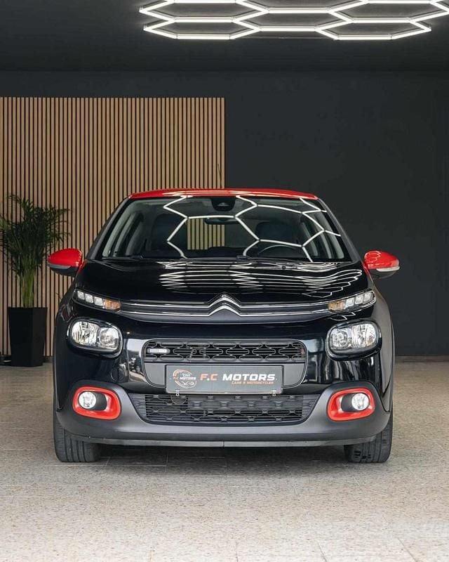 Preto Usado 2018 Citroën C3 PureTech Citadino | € 10.850 (Preço justo) - Imagem 1/1