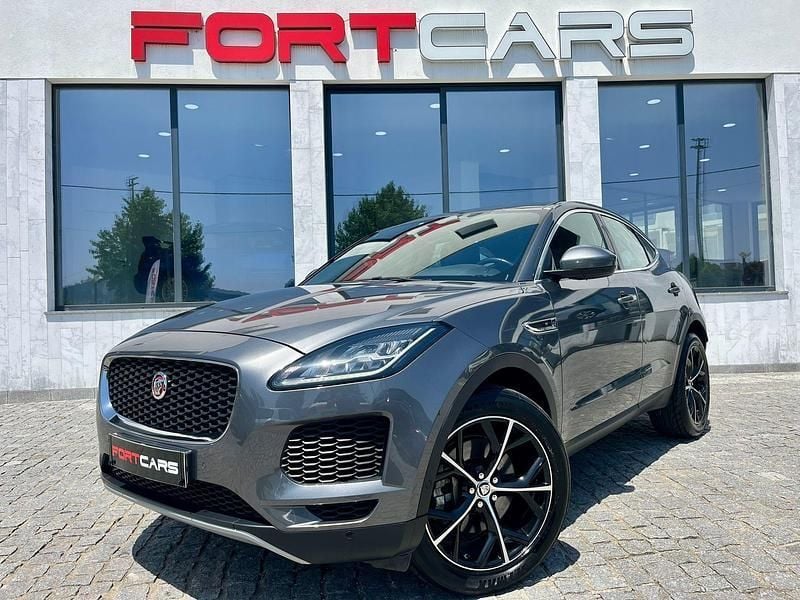 Cinza Usado 2018 Jaguar E-Pace S SUV | € 29.990 - Imagem 1/4
