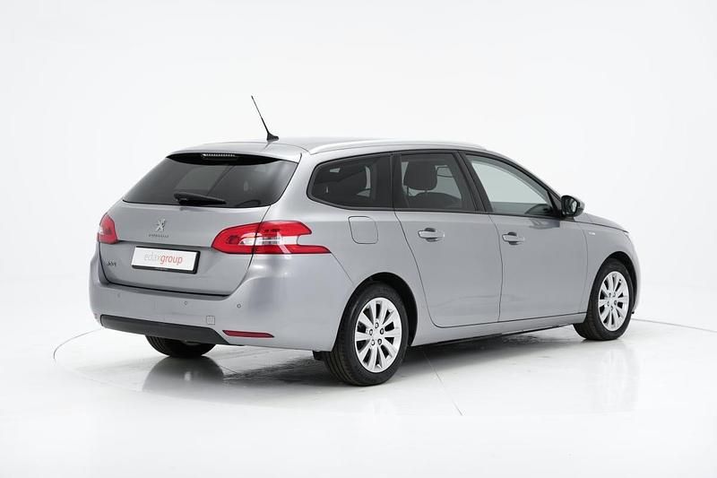 Usado Peugeot 308 Style 102 HP (75 kW) 2020 Cinza Carrinha