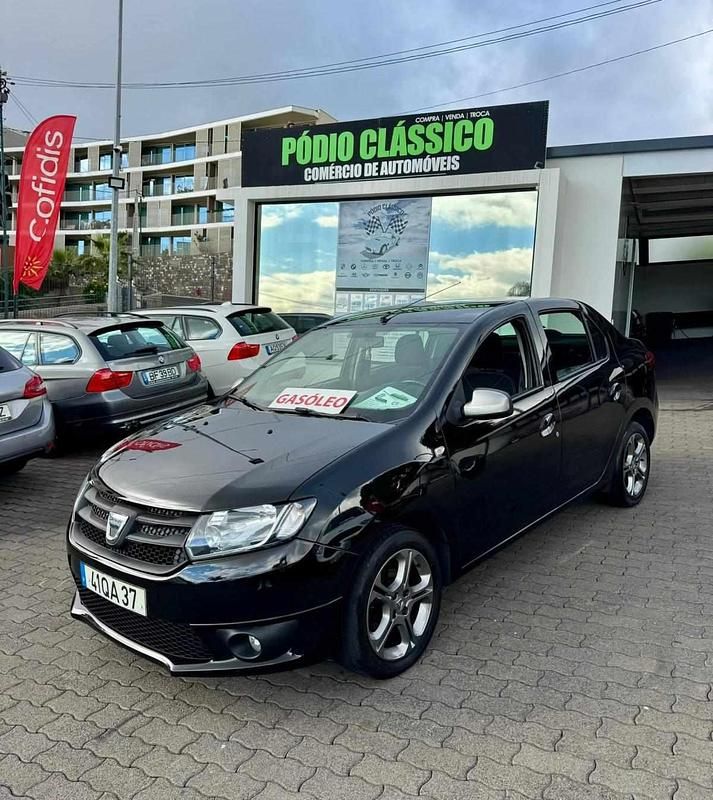Usado Dacia Logan 90 HP (66 kW) 2015 Preto Sedan