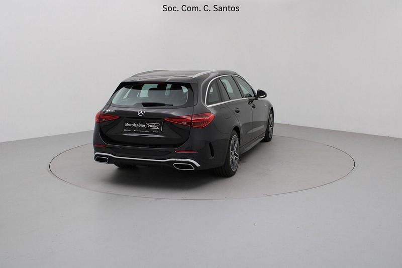 Usado Mercedes C300 AMG 326 HP (239 kW) 2025 Cinza Carrinha