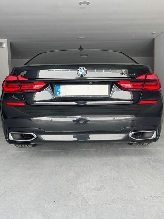 Usado 2016 BMW 740 Sedan | € 40.000 - Imagem 1/4