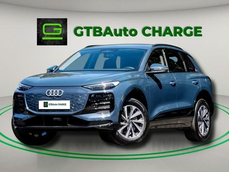 Cinza Usado 2024 Audi Q6 e-tron Advanced SUV | € 59.999 - Imagem 1/4