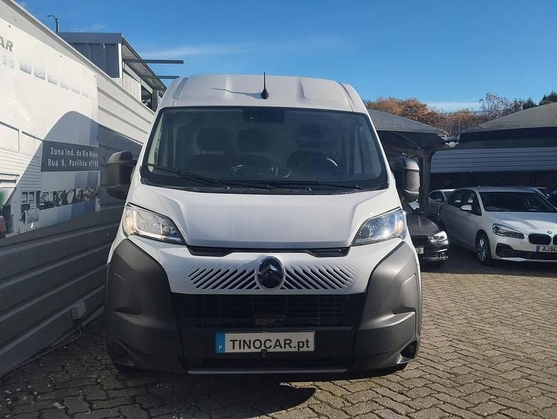 Usado Citroën Jumper 140 HP (102 kW) 2024 Branco Monovolume