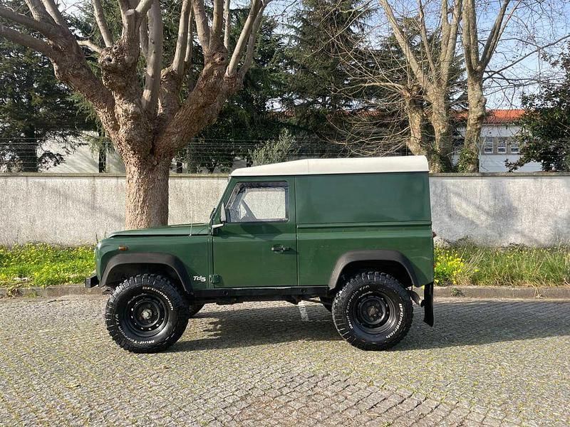 Usado 2002 Land Rover Defender SUV | € 24.000 - Imagem 1/4