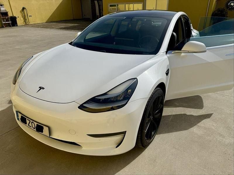 Usado Tesla Model 3 Long Range AWD 361 kW (491 HP) 2019 Sedan