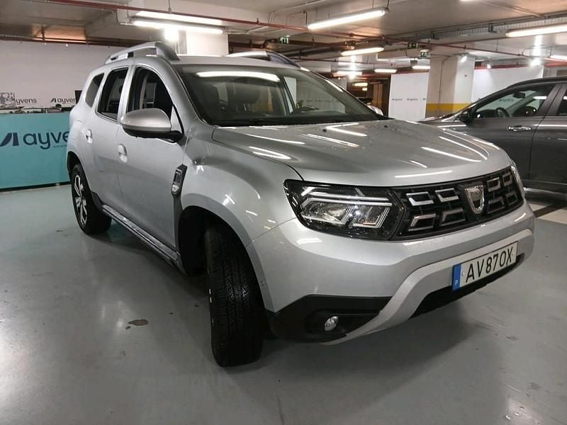 Usado Dacia Duster Prestige 115 HP (84 kW) 2022 Cinza SUV