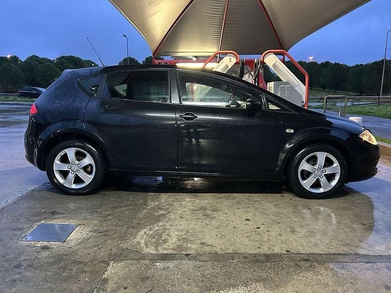 Usado 2007 Seat Leon Sedan | € 6.500 (Preço justo) - Imagem 1/4