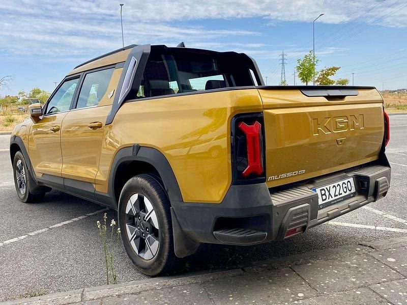 Usado Ssangyong (KGM) Musso 174 kW (237 HP) 2025 Amarelo SUV