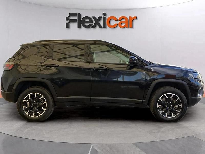 Preto Usado 2022 Jeep Compass Trailhawk SUV | € 23.990 (Bom preço) - Imagem 1/4