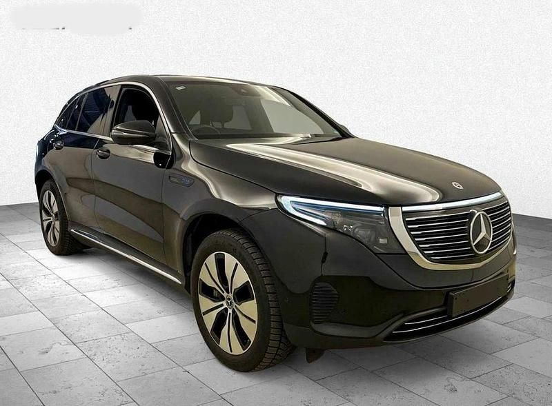 Usado Mercedes EQC400 300 kW (408 HP) 2020 Preto SUV