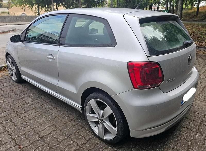 Cinzento Usado 2011 VW Polo | € 5.900 (Super Preço) - Imagem 1/4
