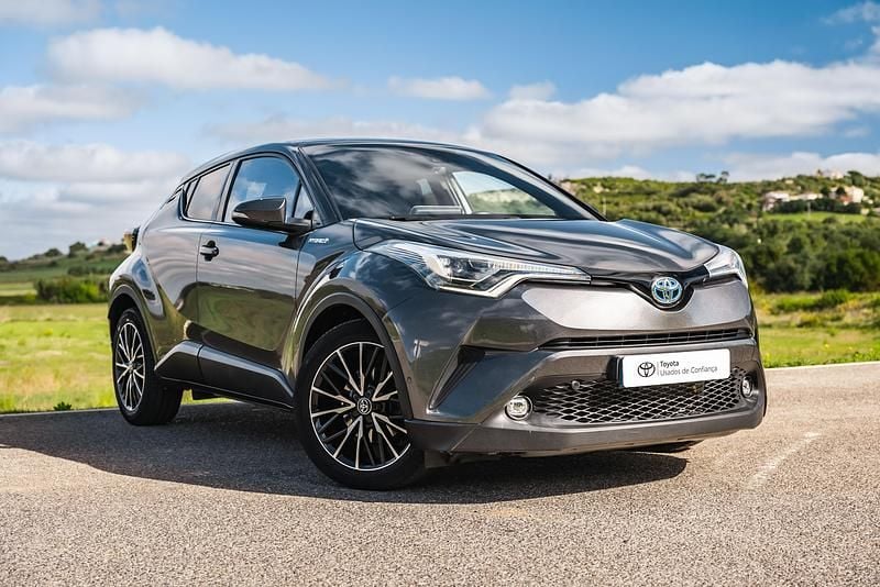 Cinza (pintura metalizada) Usado 2018 Toyota C-HR Luxury SUV | € 23.950 (Preço justo) - Imagem 1/4