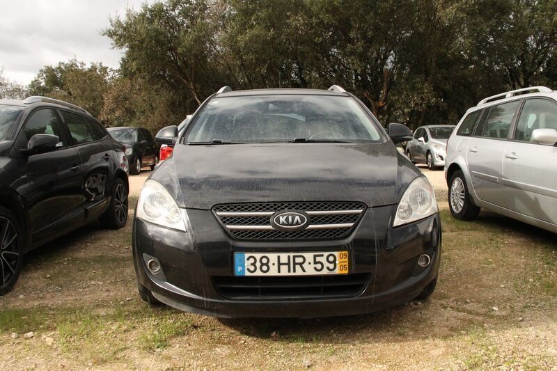 Cinzento Usado 2009 Kia Ceed Sportswagon LX Carrinha | € 5.000 (Preço justo) - Imagem 1/4