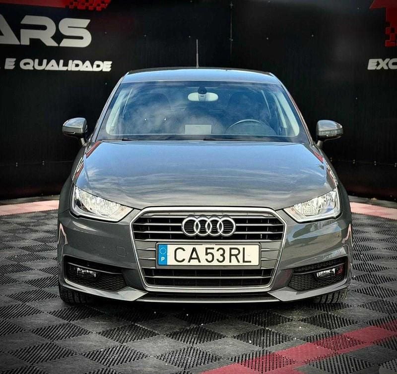 Usado Audi A1 Sportback 82 HP (60 kW) 2017 Antracite Citadino