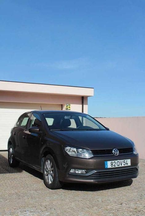 Usado 2016 VW Polo LOUNGE Sedan | € 9.900 (Bom preço) - Imagem 1/4