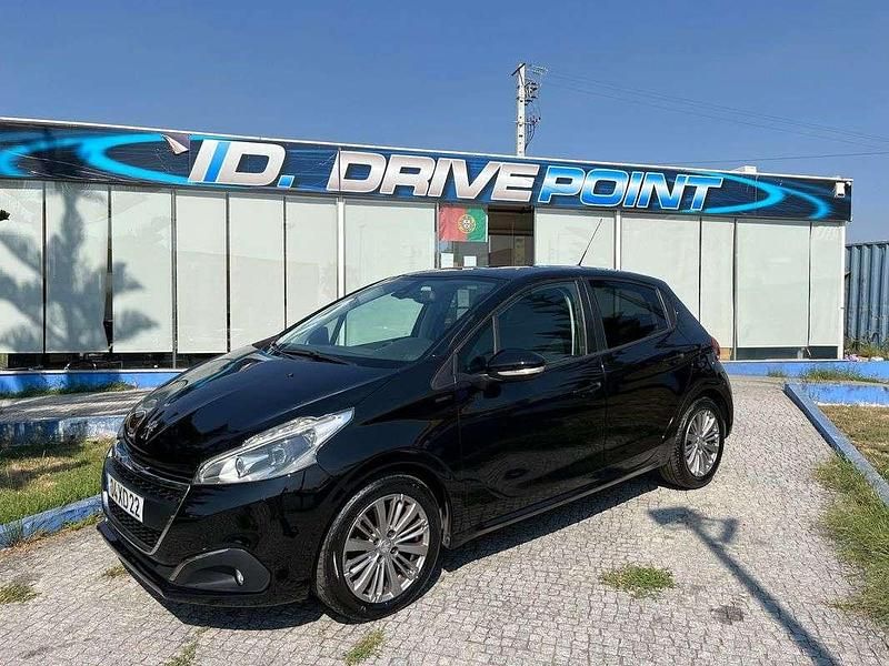 Preto Usado 2019 Peugeot 208 Signature Sky Citadino | € 11.900 (Preço elevado) - Imagem 1/4
