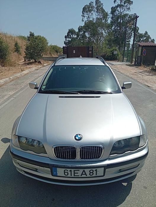 Usado 2002 BMW 320 Sedan | € 2.200 (Super Preço) - Imagem 1/4