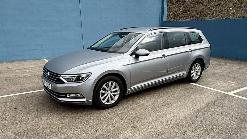 Usado 2018 VW Passat Carrinha | € 13.150 (Bom preço) - Imagem 1/4