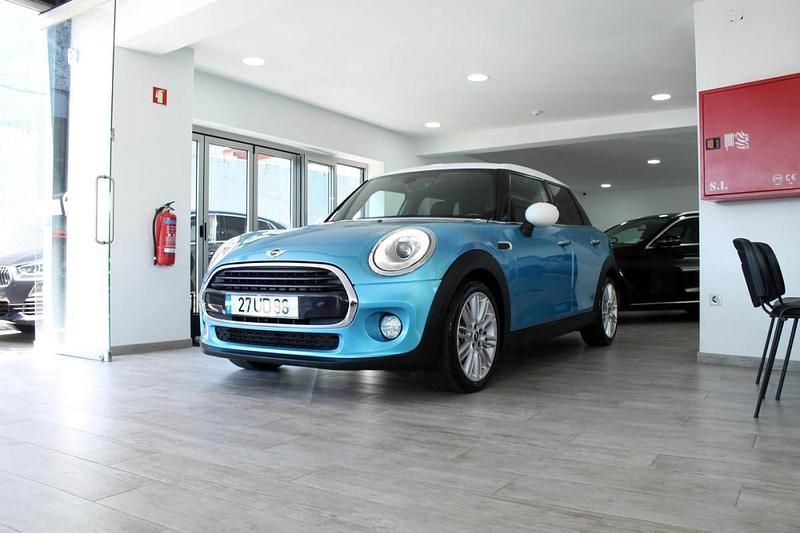 Azul Usado 2018 Mini Cooper Citadino | € 16.900 (Preço justo) - Imagem 1/4