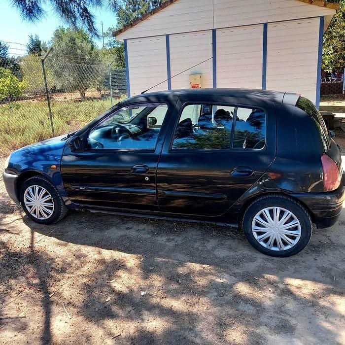 Usado 2000 Renault Clio II Sedan | € 1.350 (Preço justo) - Imagem 1/4
