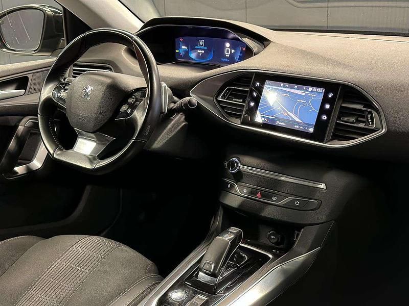 Usado Peugeot 308 SW 130 HP (95 kW) 2020 Preto Carrinha