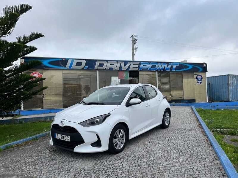 Branco Usado 2021 Toyota Yaris | € 15.900 (Preço justo) - Imagem 1/4