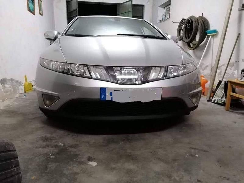 Usado 2006 Honda Civic Sedan | € 4.500 (Preço elevado) - Imagem 1/4