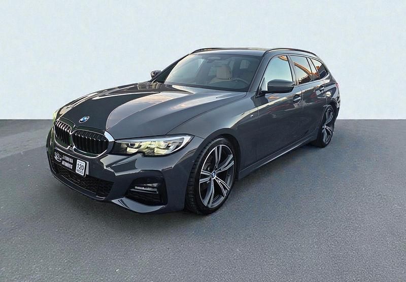 Cinza Usado 2019 BMW 320 M Sport Coupé | € 31.890 (Caro) - Imagem 1/4
