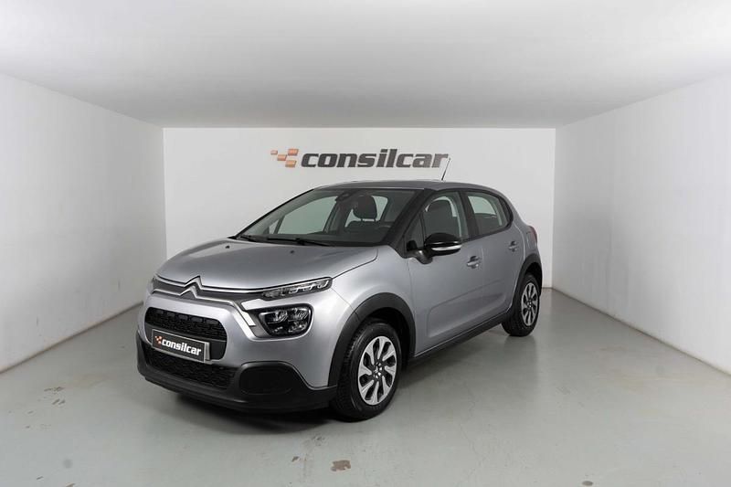 Cinza Usado 2022 Citroën C3 Feel Citadino | € 12.980 (Preço justo) - Imagem 1/4