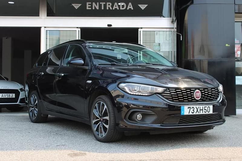Preto Usado 2019 Fiat Tipo Lounge Carrinha | € 11.900 (Preço justo) - Imagem 1/4