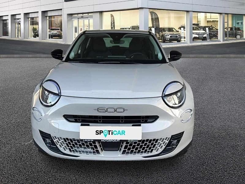 Novo Fiat 600 207 HP (152 kW) 2025 Verde SUV