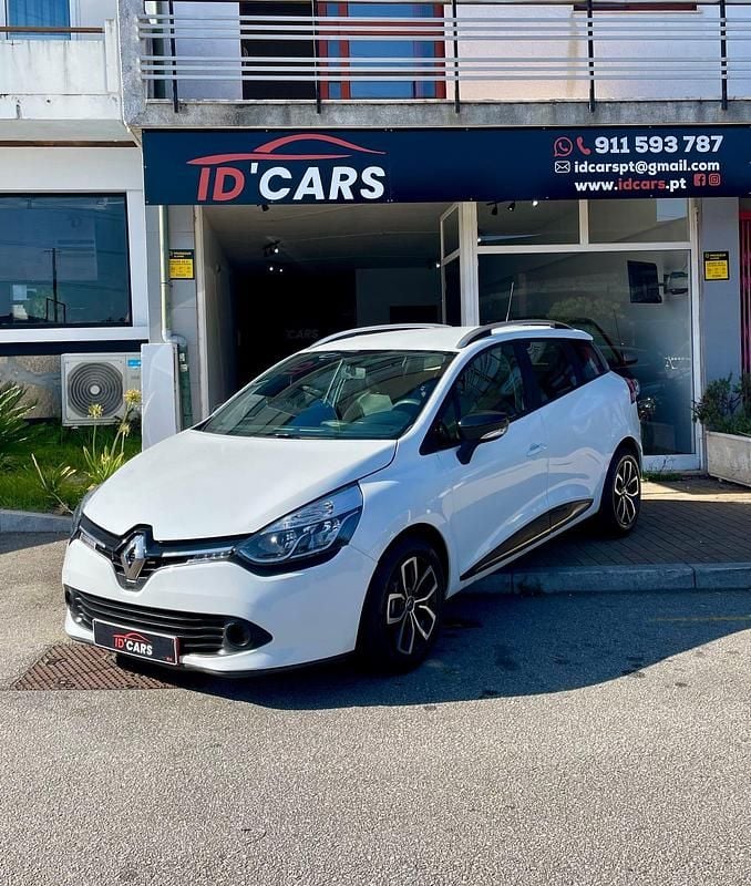 Branco Usado 2014 Renault Clio GrandTour Dynamique Carrinha | € 8.750 (Bom preço) - Imagem 1/4