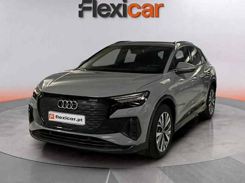 Usado Audi Q4 e-tron 150 kW (204 HP) 2021 Cinza SUV