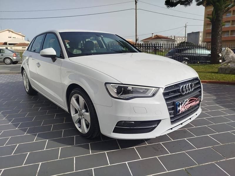 Usado Audi A3 Sport 184 HP (135 kW) 2015 Branco Sedan