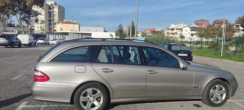 Usado 2003 Mercedes 320 Avantgarde Sedan | € 9.000 - Imagem 1/4