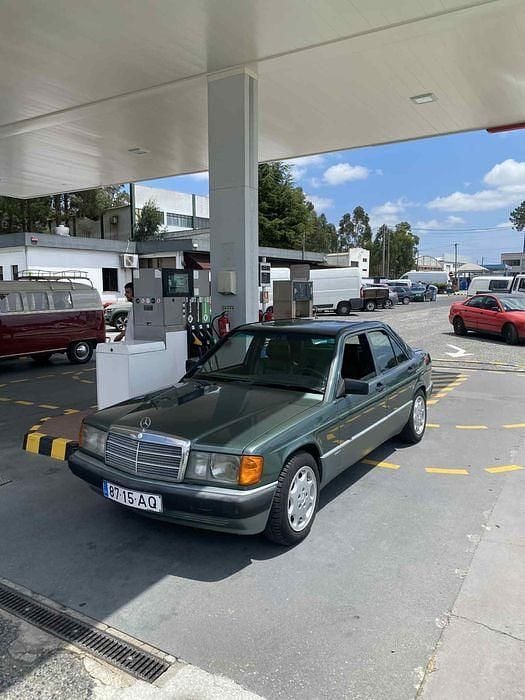 Usado 1992 Mercedes 190 Sportline Sedan | € 6.000 - Imagem 1/4